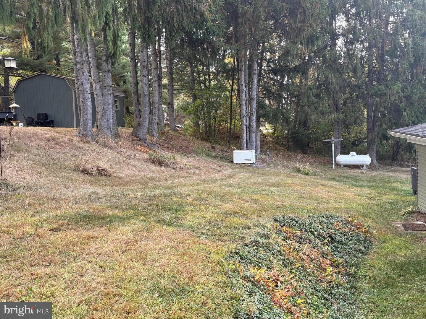 467 6th Street photo 24