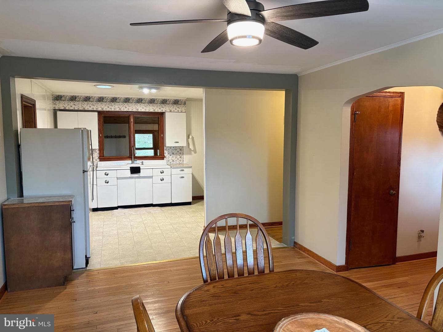 467 6th Street photo 5