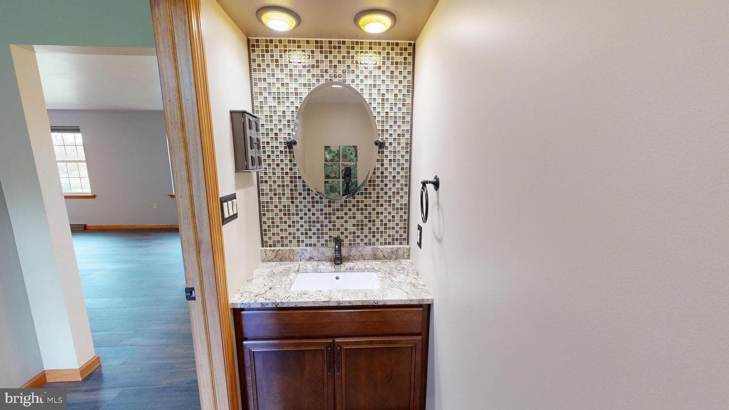 129 Erickson Drive photo 22
