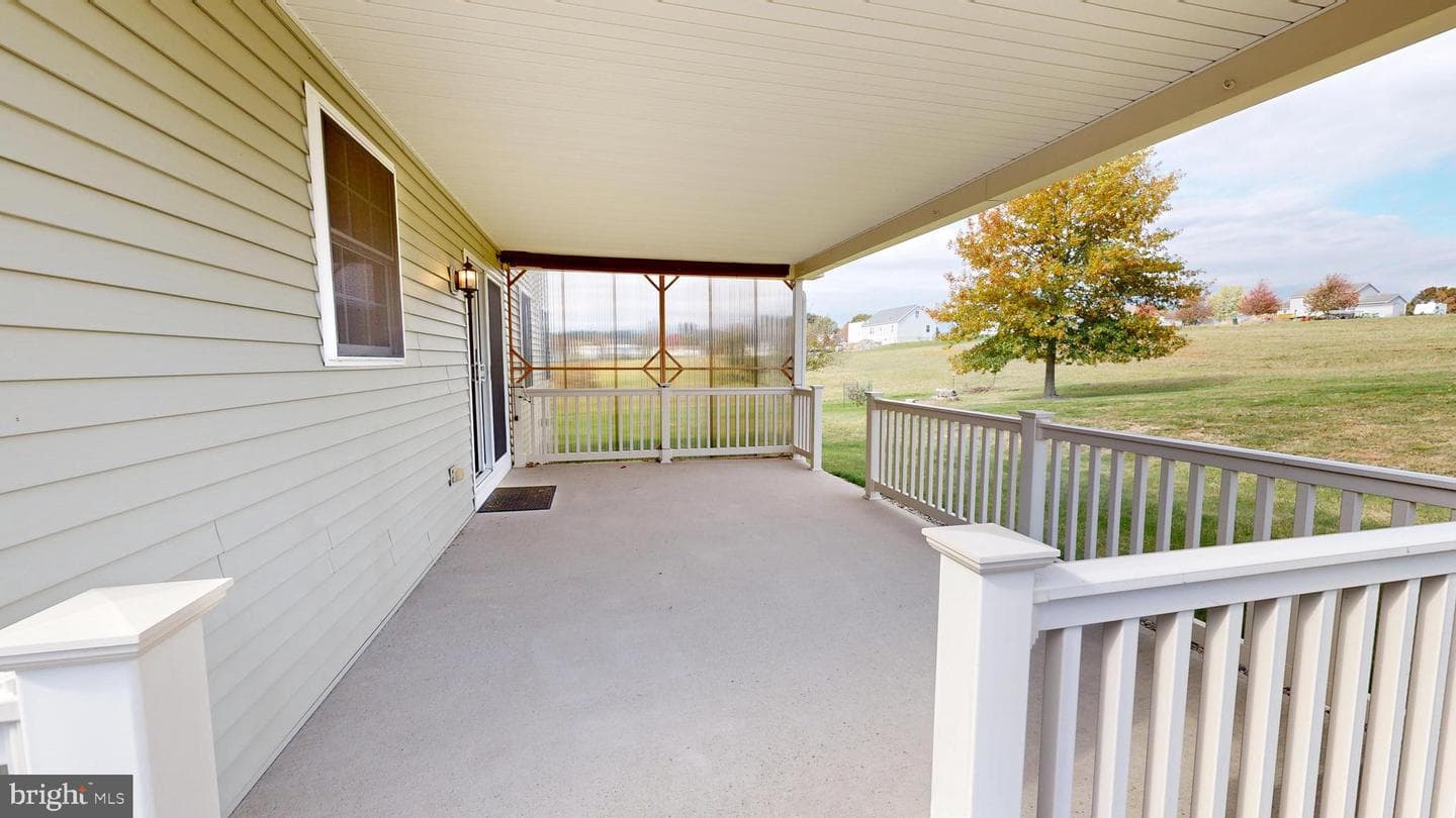 129 Erickson Drive photo 40