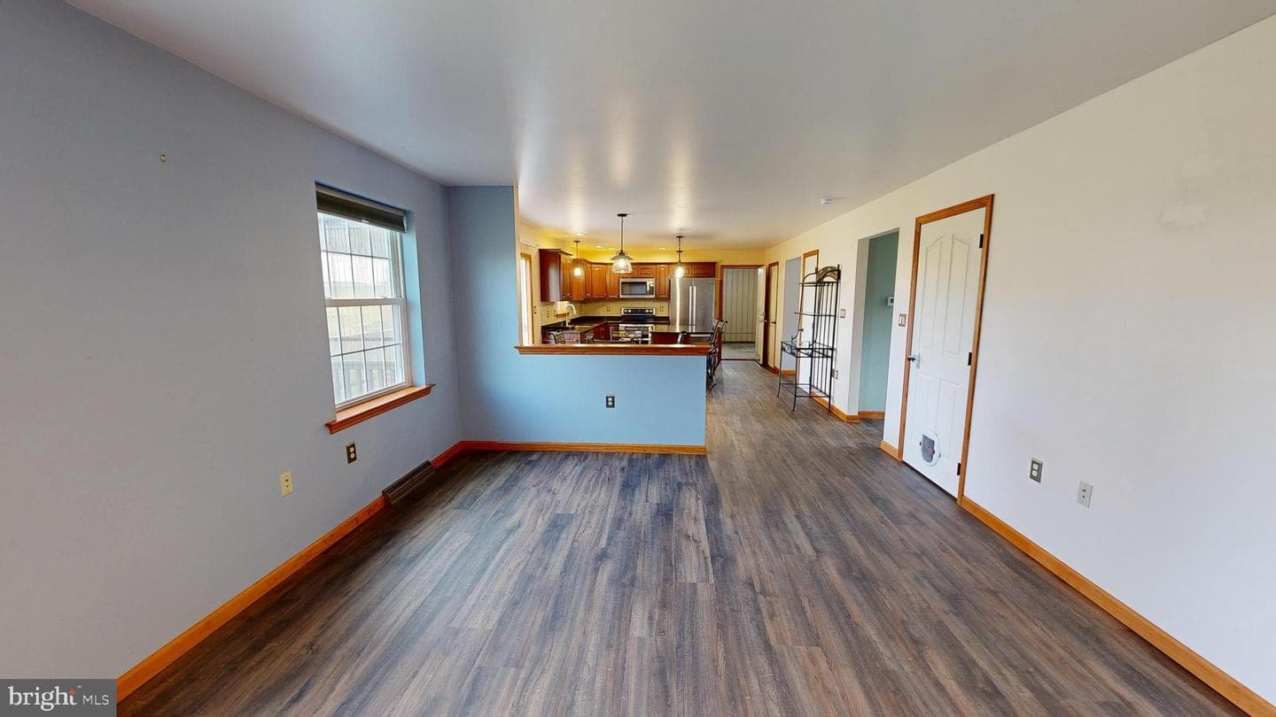 129 Erickson Drive photo 45
