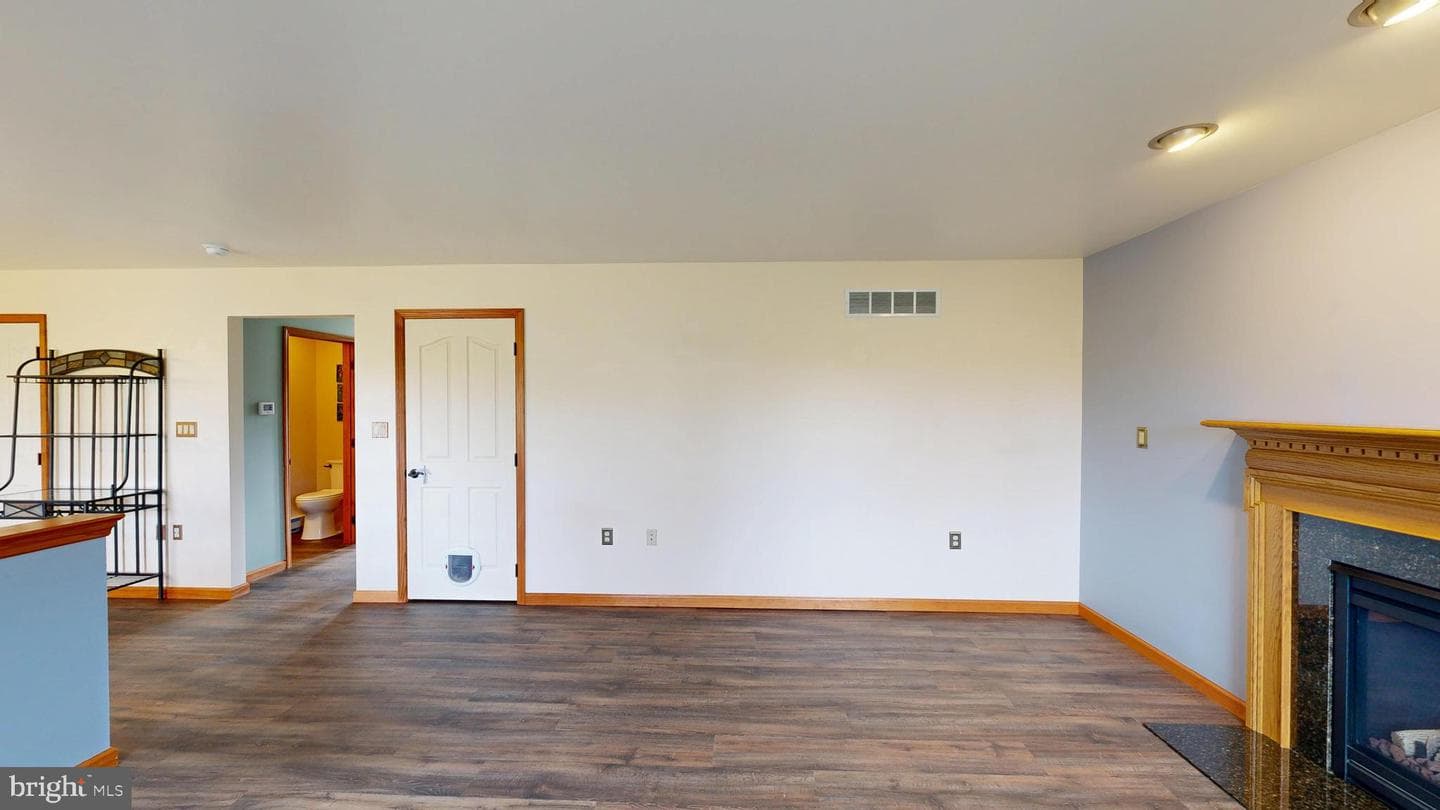 129 Erickson Drive photo 47