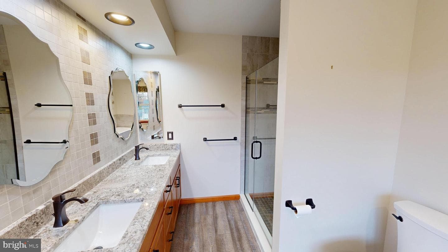 129 Erickson Drive photo 59