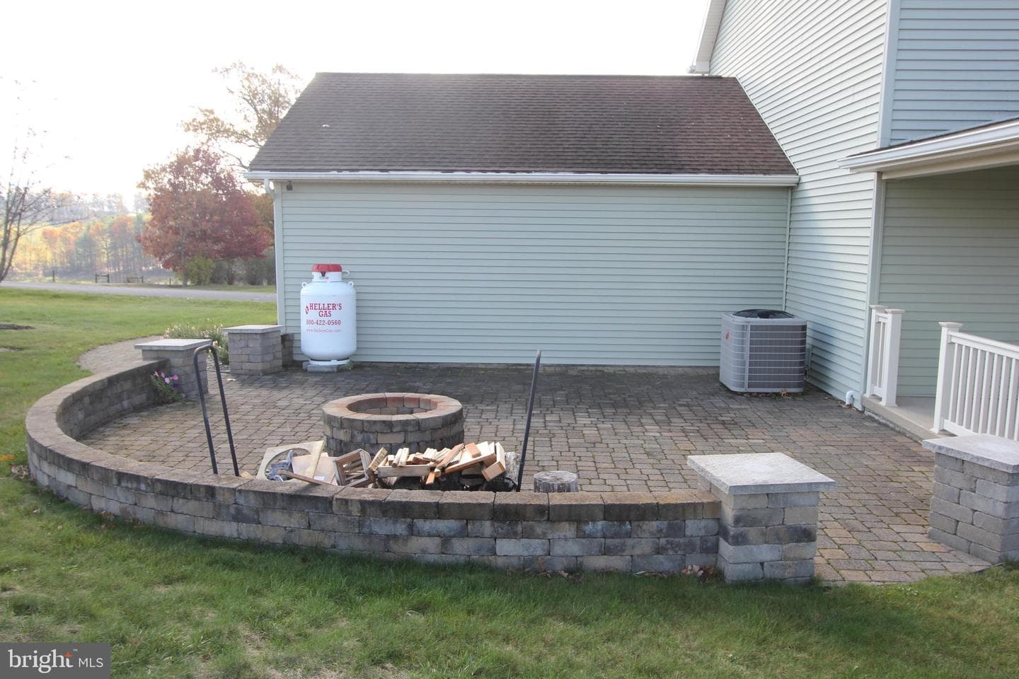129 Erickson Drive photo 6
