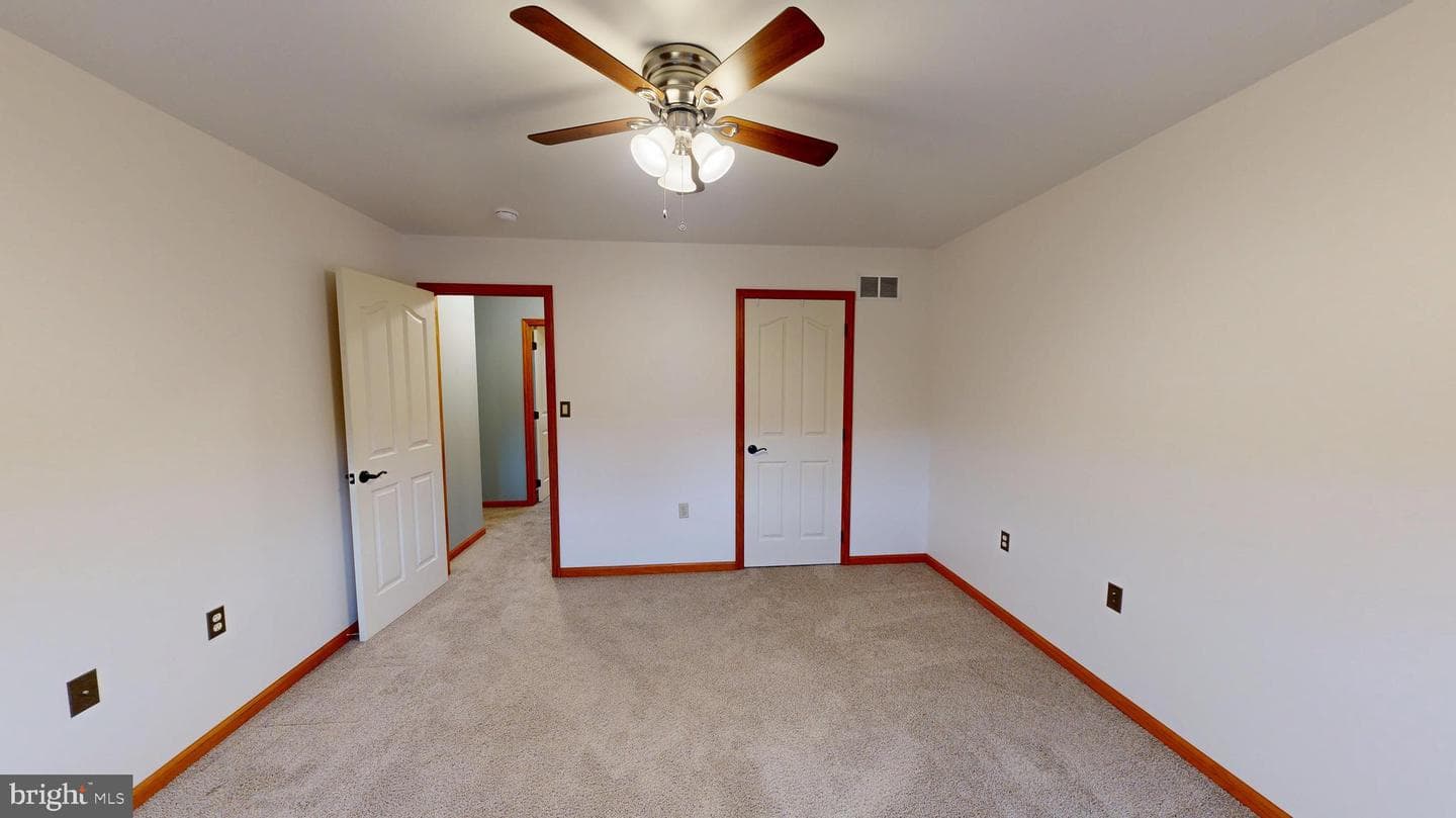 129 Erickson Drive photo 81