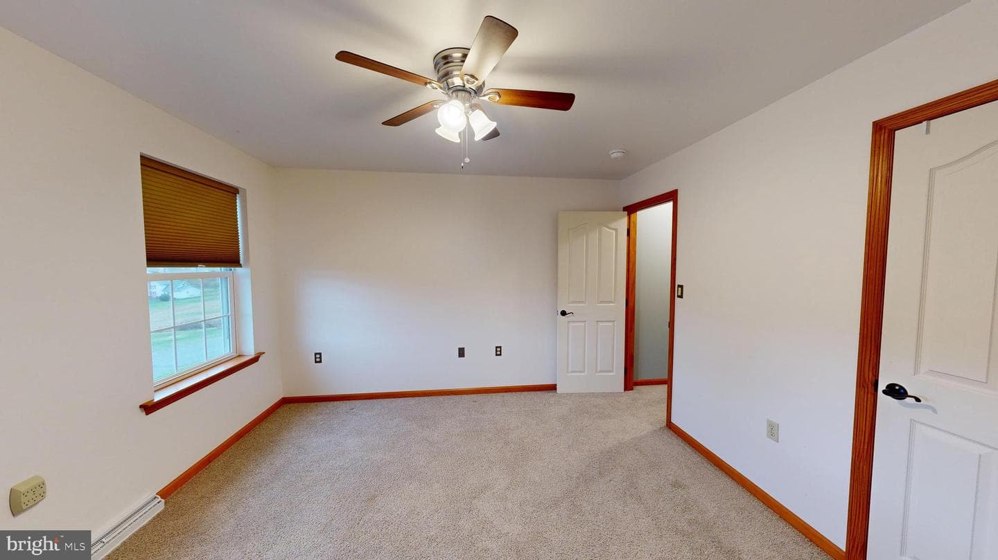 129 Erickson Drive photo 82