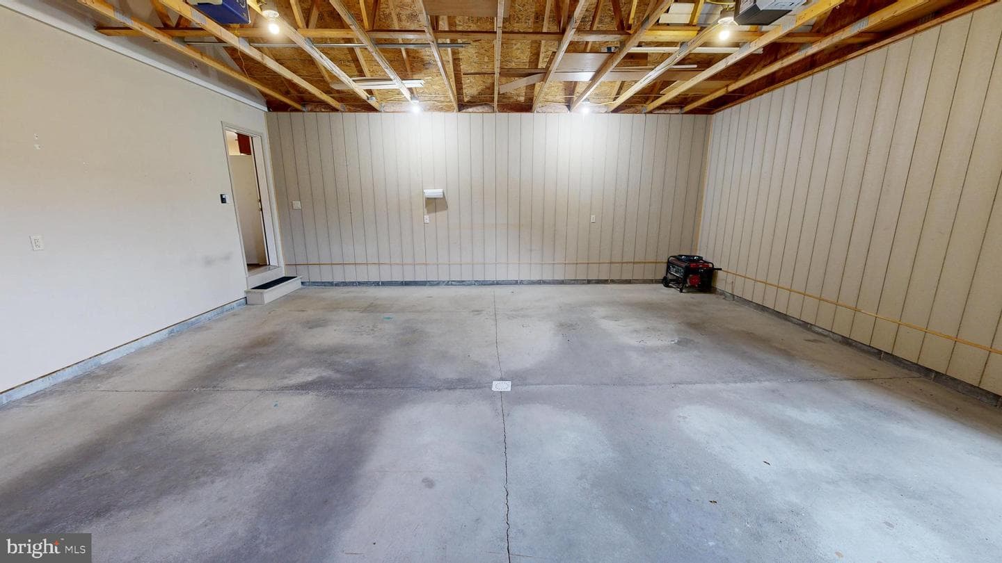 129 Erickson Drive photo 99