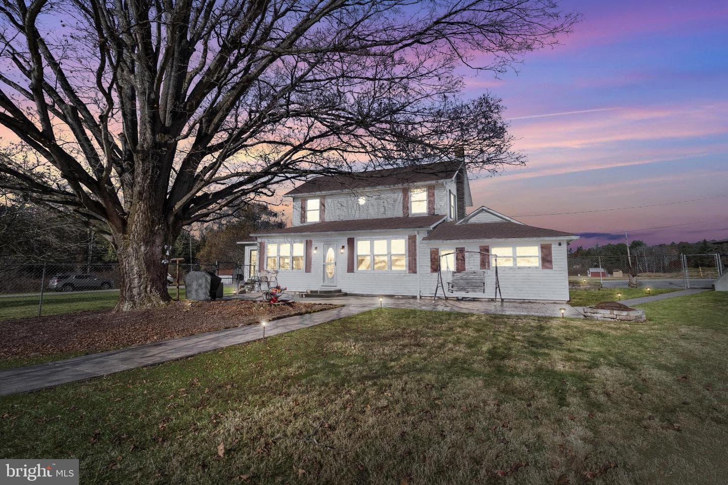 82 Ridge Street photo 1