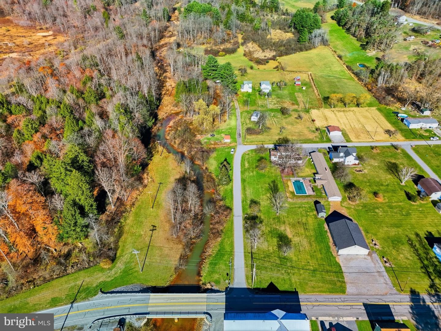82 Ridge Street photo 2