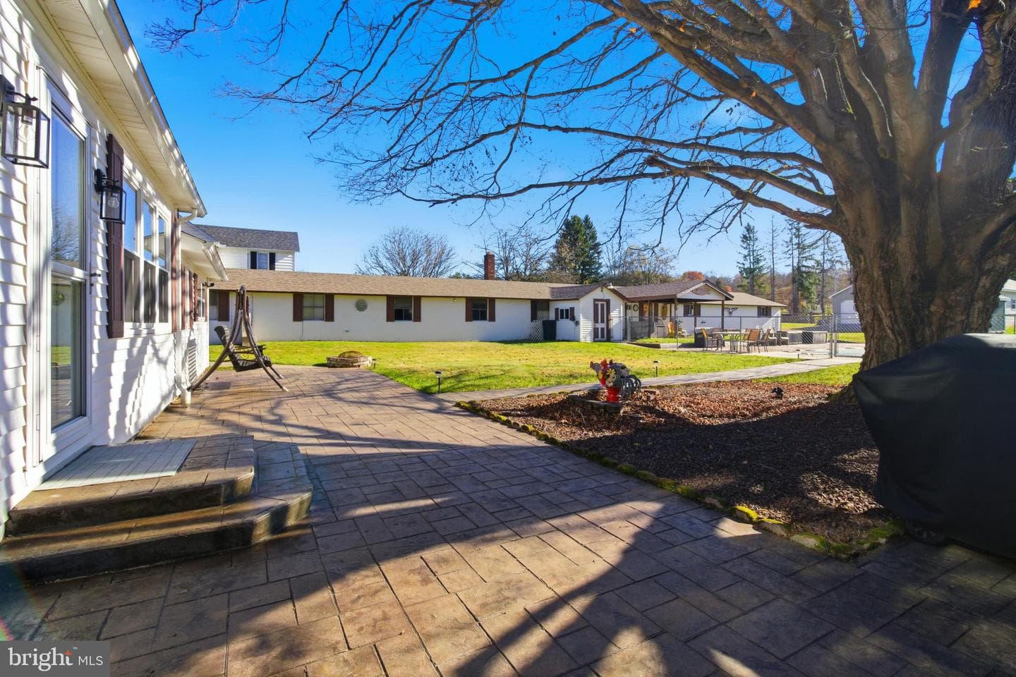 82 Ridge Street photo 20