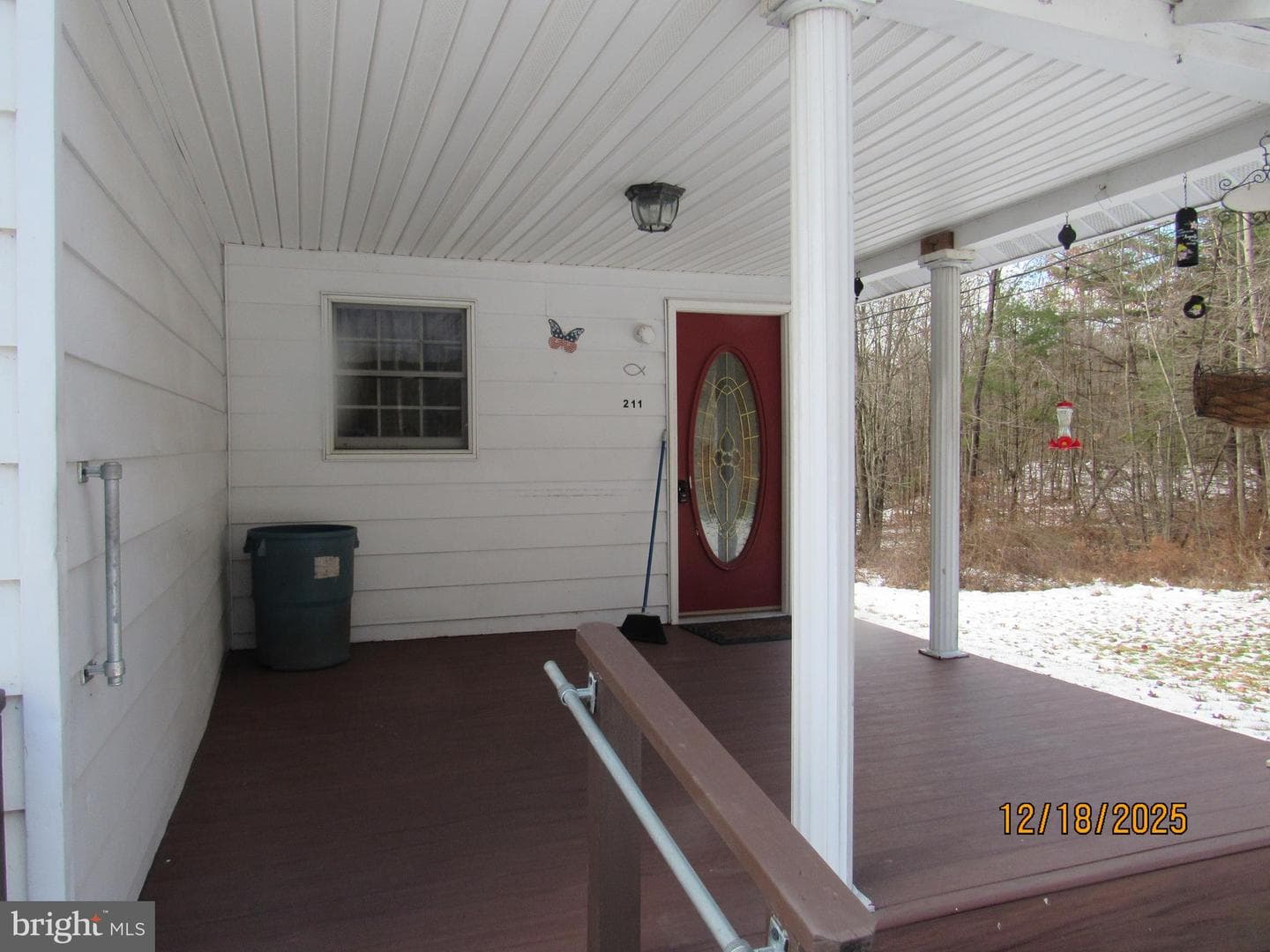 211 Gardenia Lane photo 9