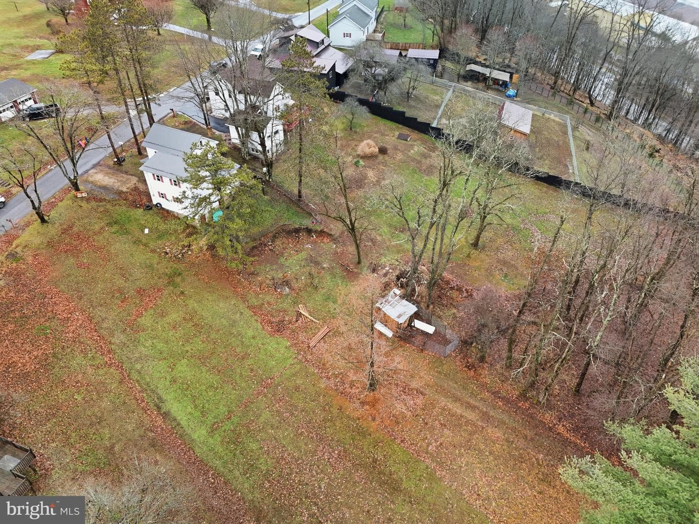472 Bridgeport Road photo 19