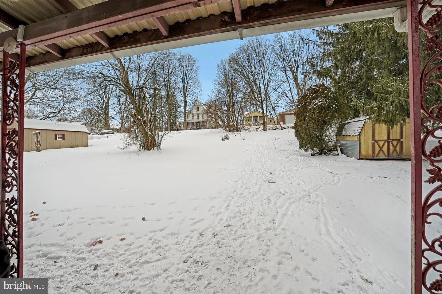 315 Laura Street photo 29