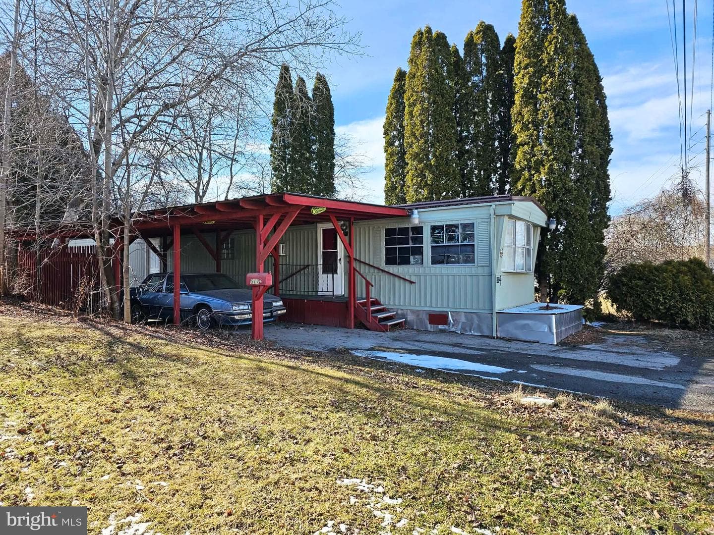 517 W Presqueisle Street photo 27