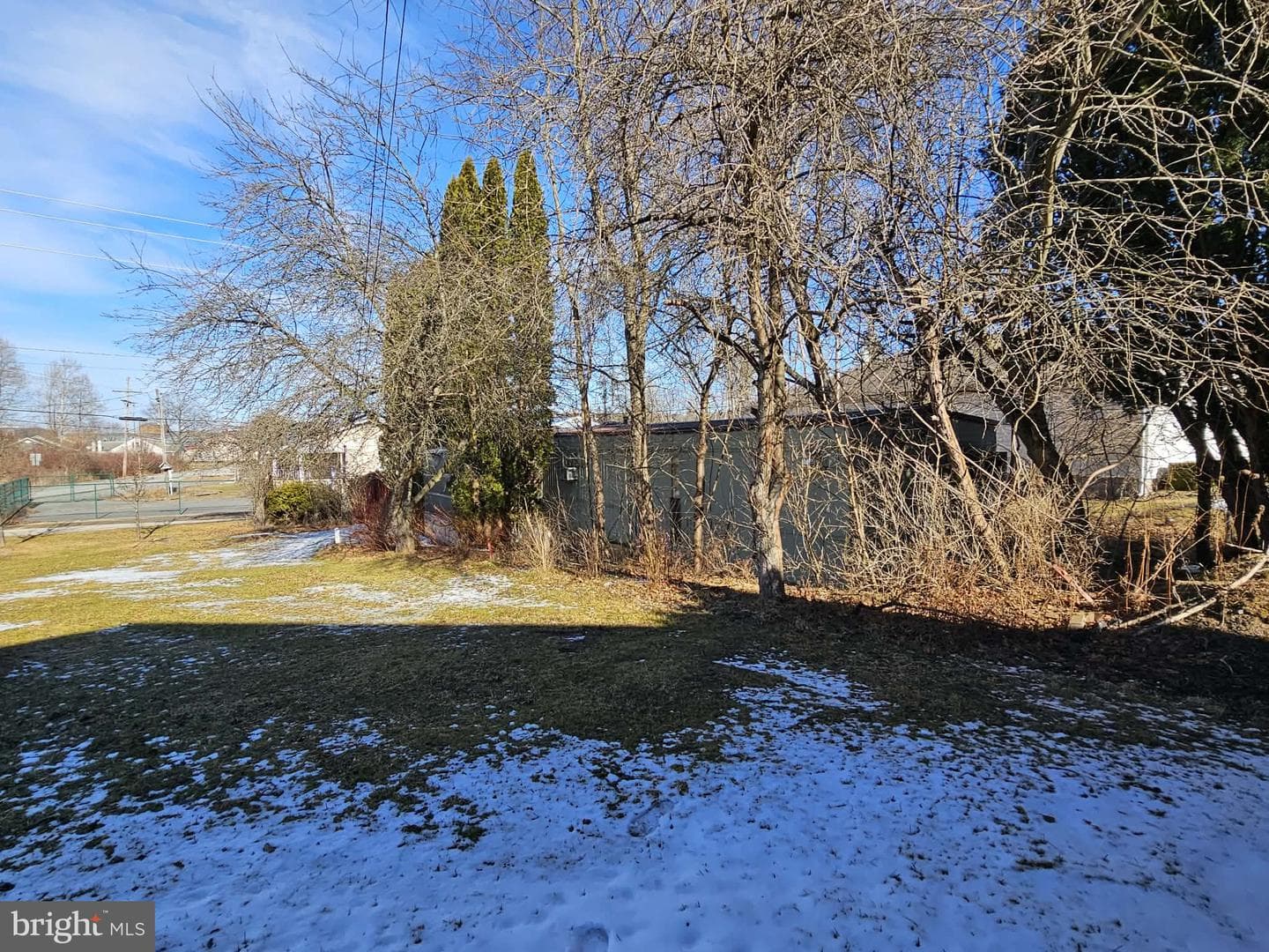 517 W Presqueisle Street photo 36