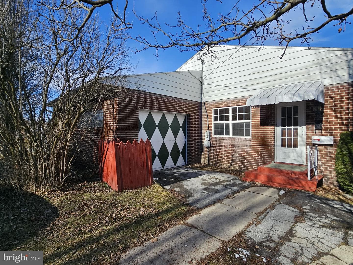 517 W Presqueisle Street photo 4