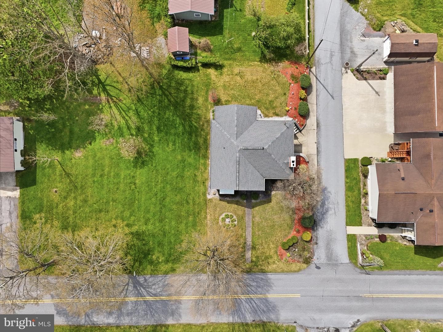 684 Powell Street, Hawk Run