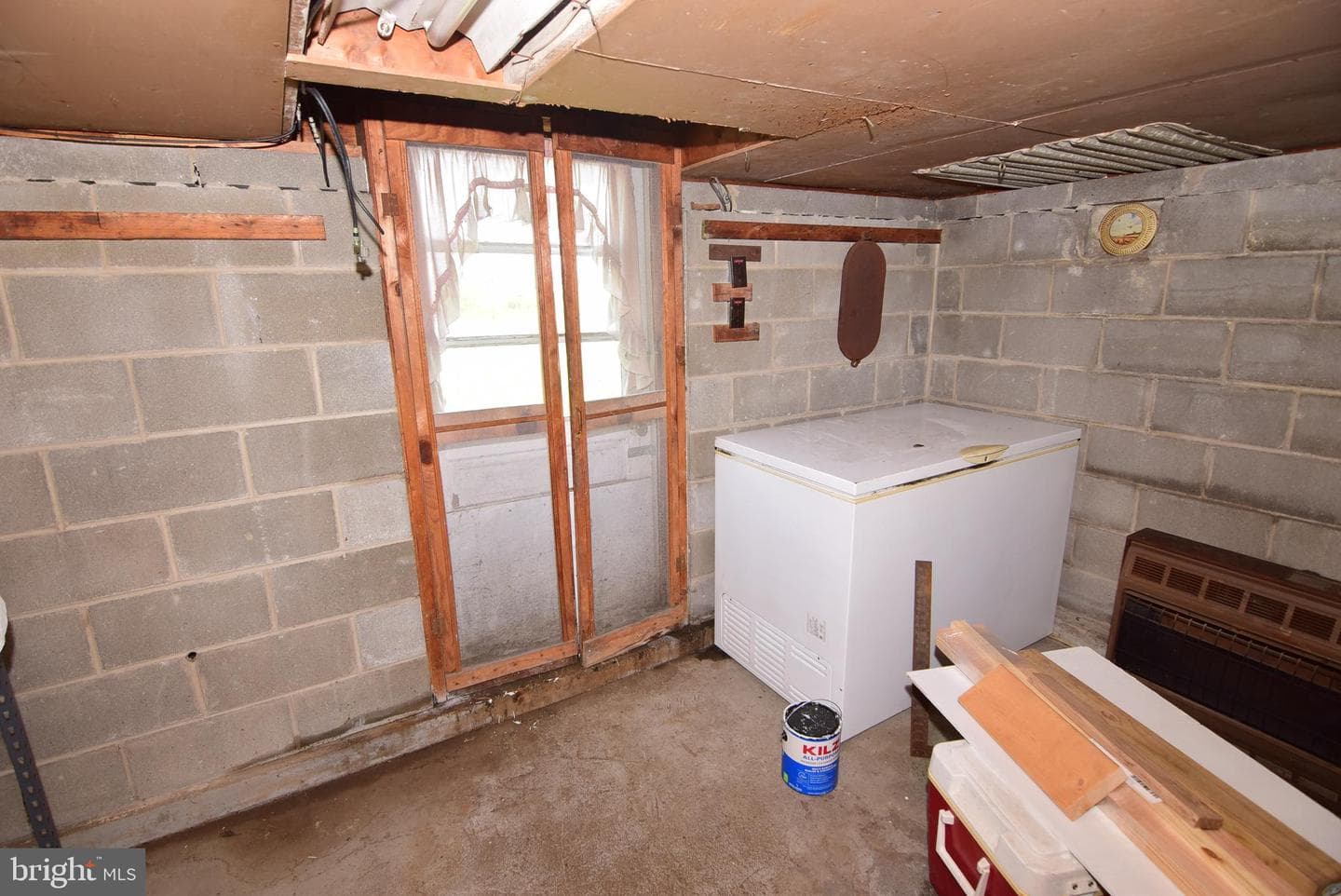 728 Laura Street photo 28
