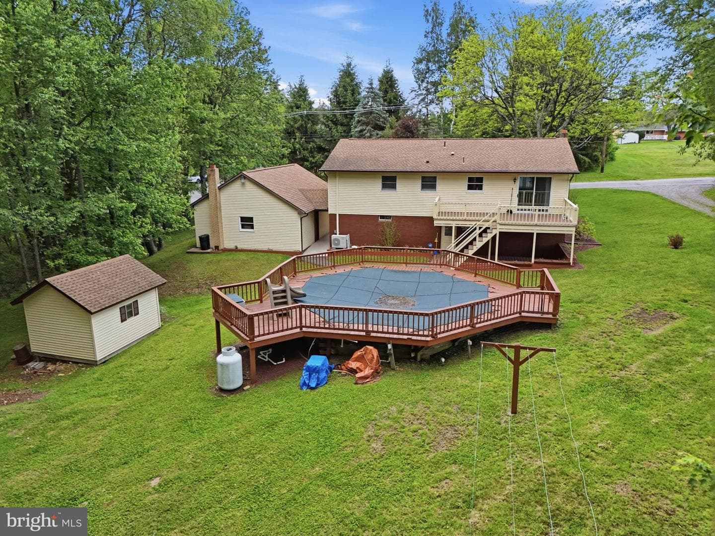 412 Sue Street photo 23