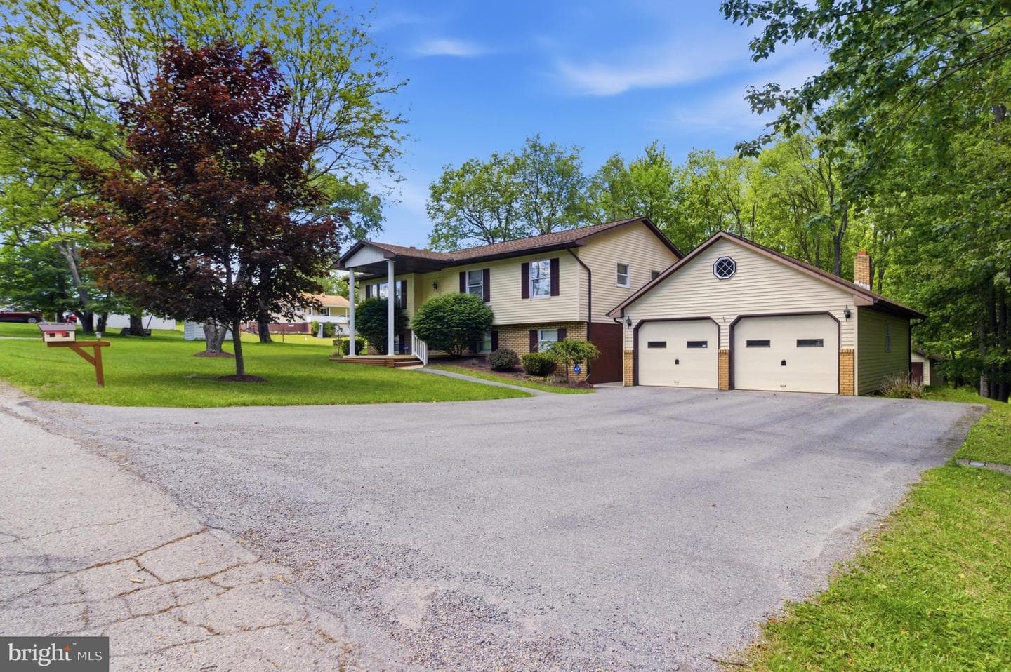 412 Sue Street photo 24