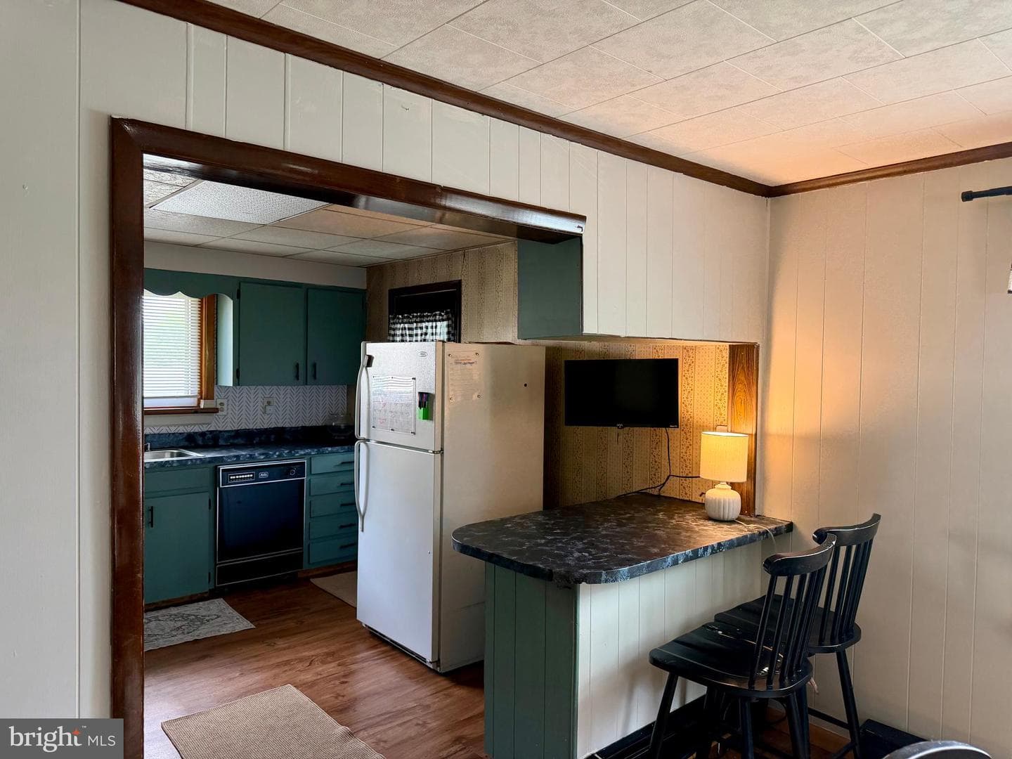 823 Mary Street photo 6