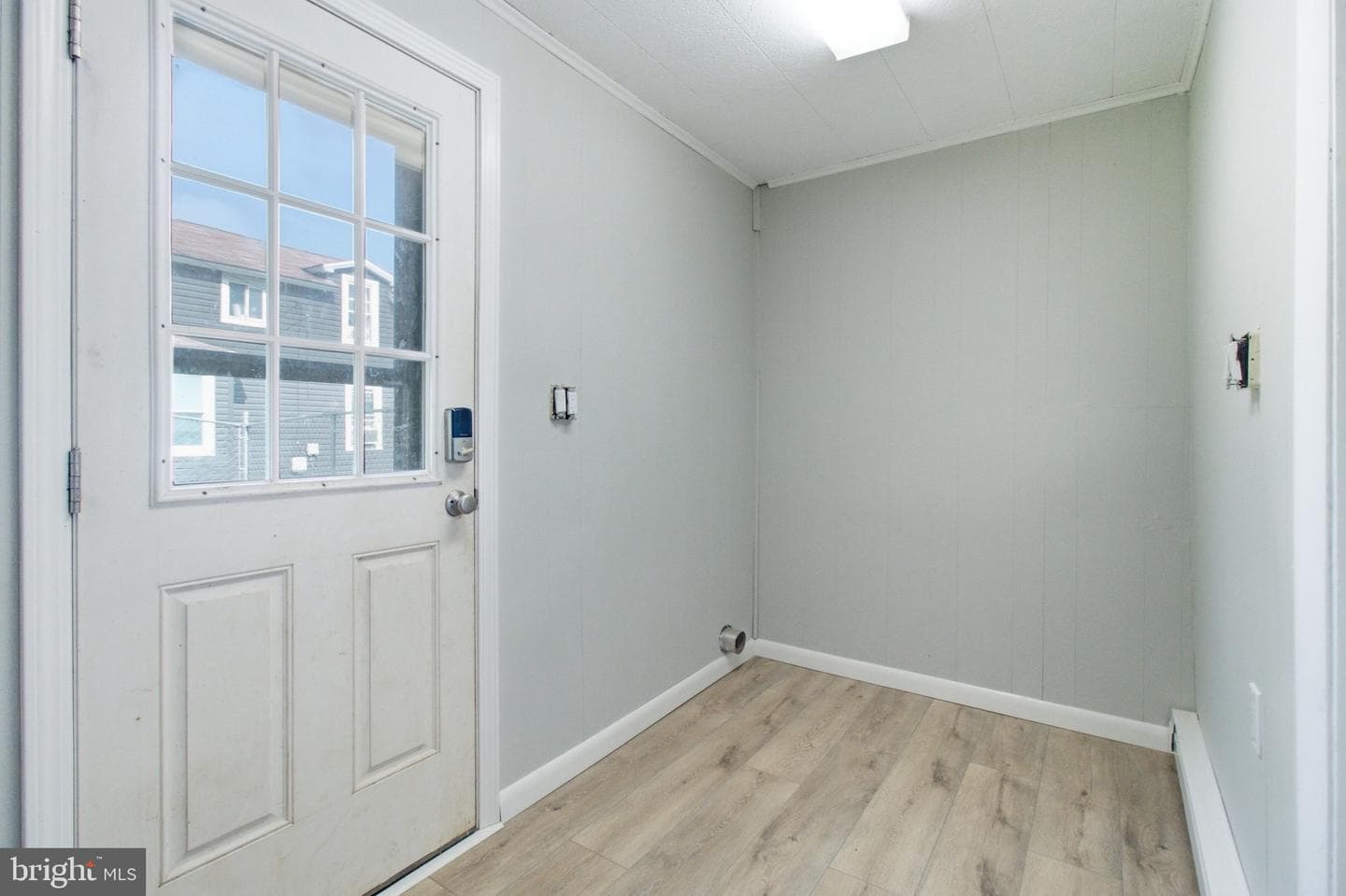 422 Hannah Street photo 10