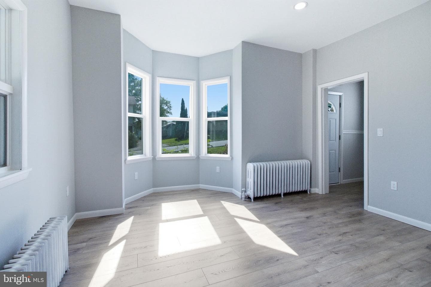 422 Hannah Street photo 11
