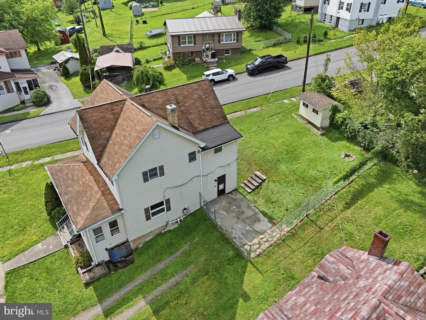 422 Hannah Street photo 23