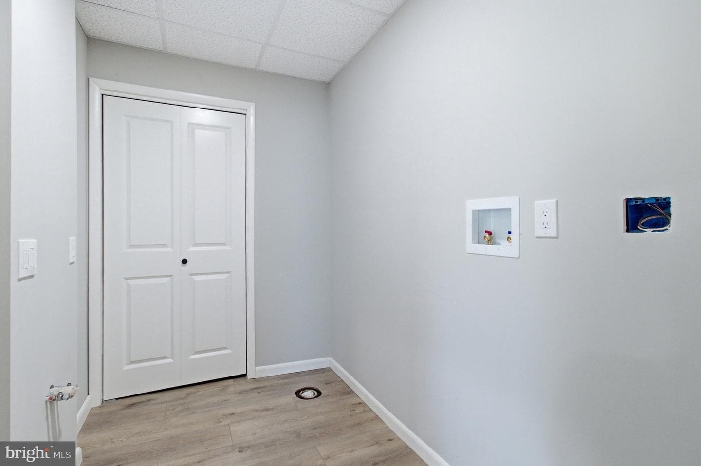 422 Hannah Street photo 9