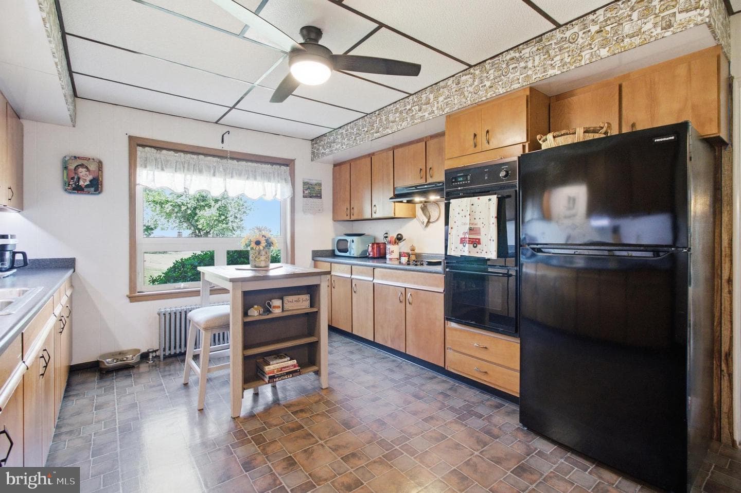 206 Elizabeth Street photo 21