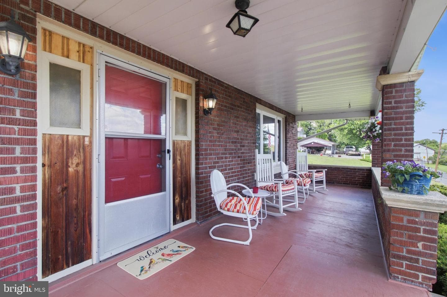 206 Elizabeth Street photo 4