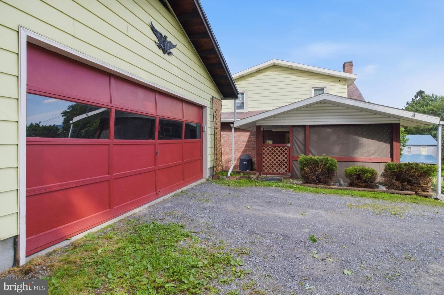 206 Elizabeth Street photo 9