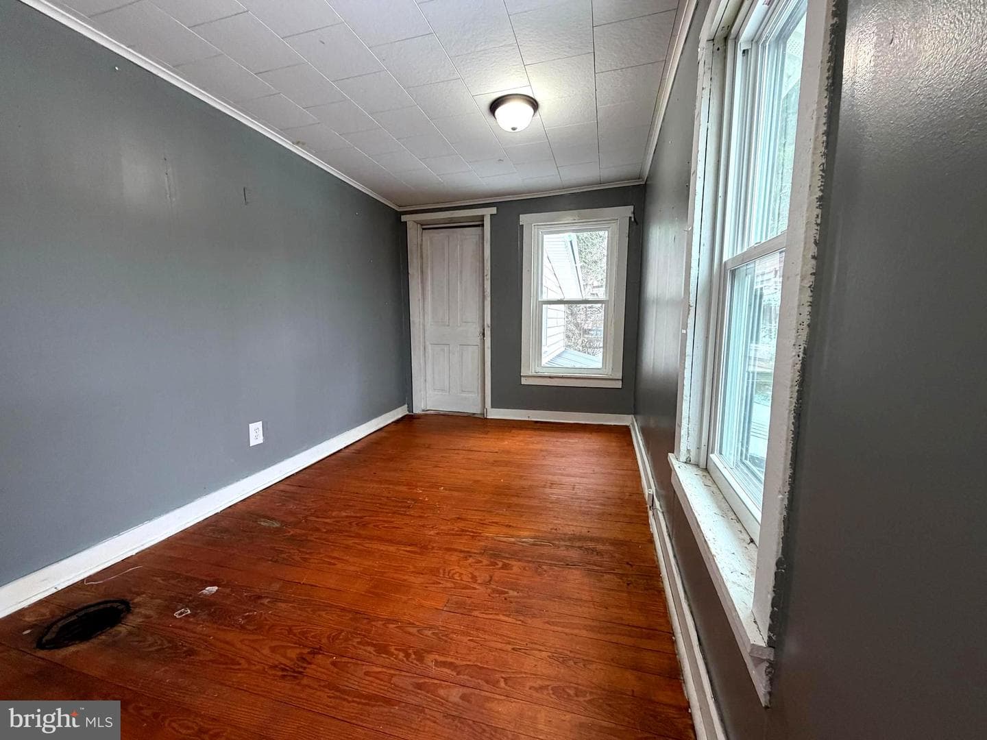 1356 Main Street photo 7