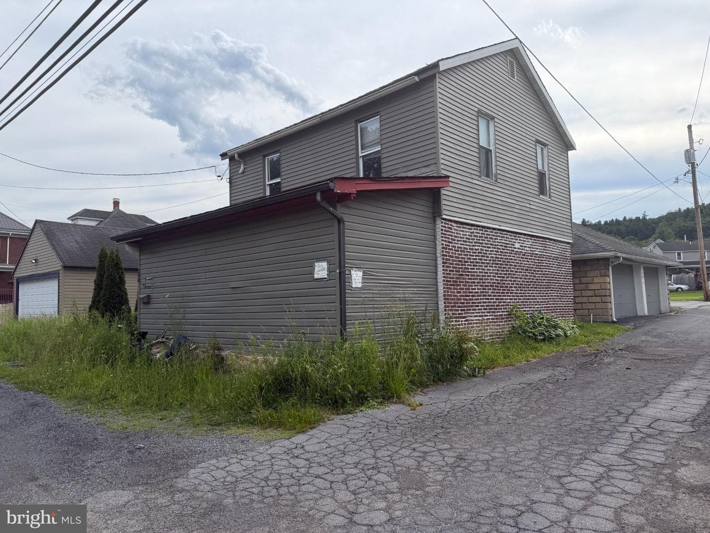 208 Zimmerman Avenue photo 2