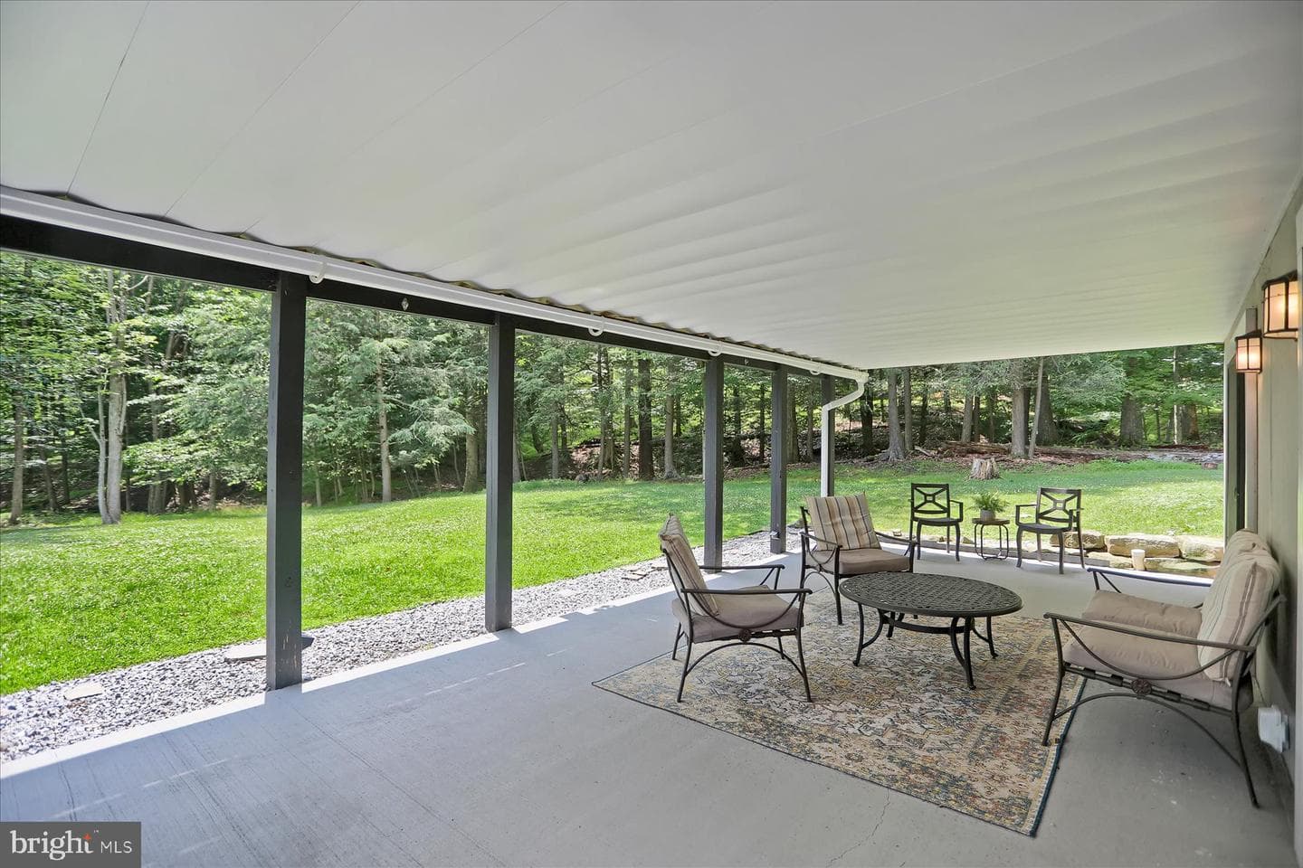 2170 Basse Terre Road photo 44