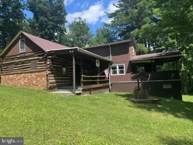 532 Phyllis Paradis Road, Karthaus