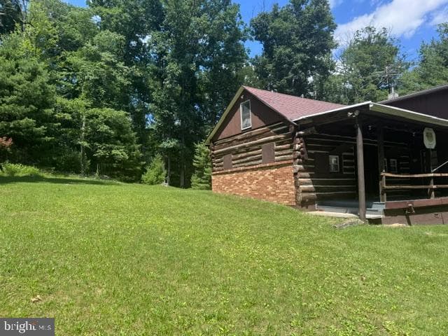 532 Phyllis Paradis Road, Karthaus