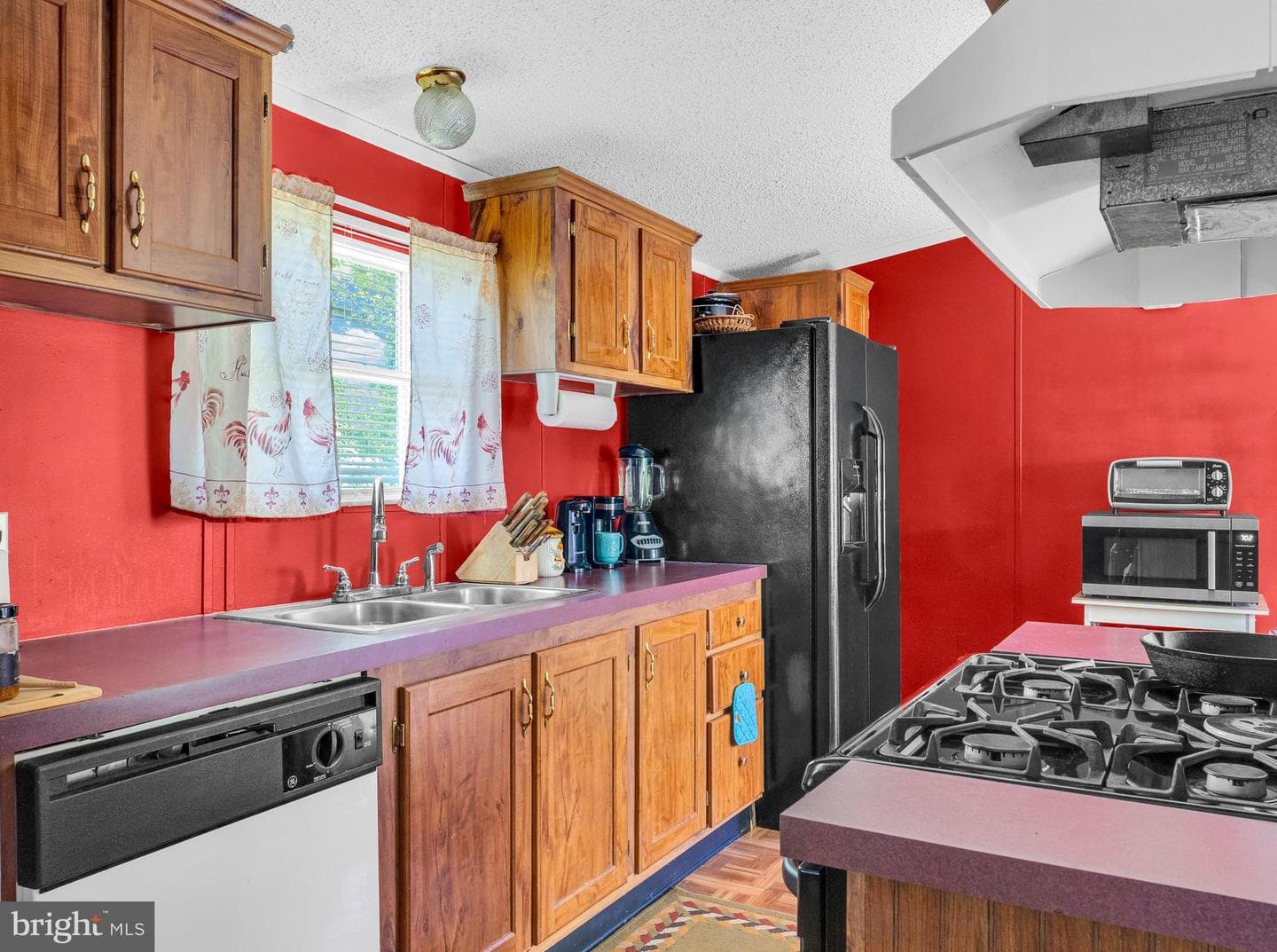 356 Maple Street photo 4