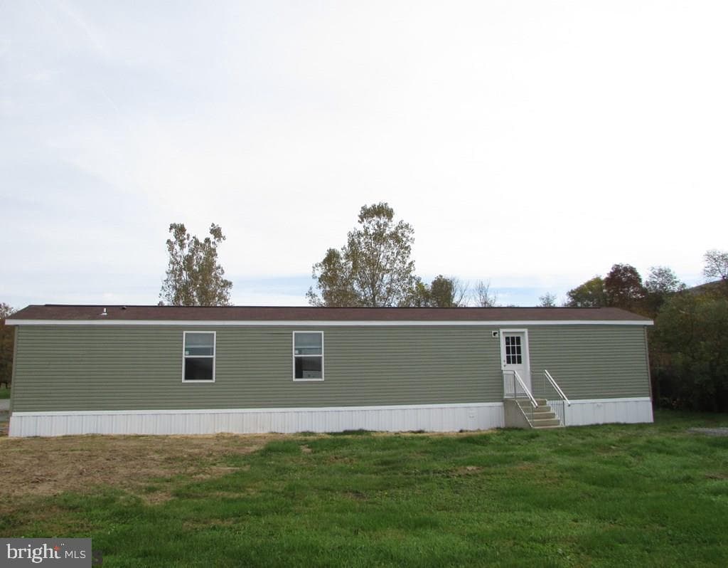 382 Hawk Lane photo 13