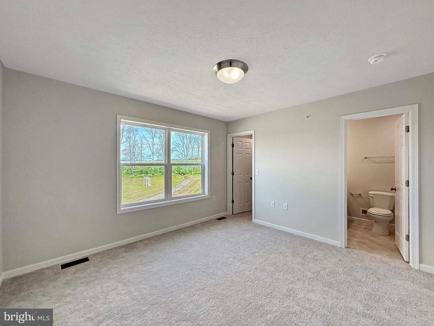 142 Highpoint Park Drive photo 18
