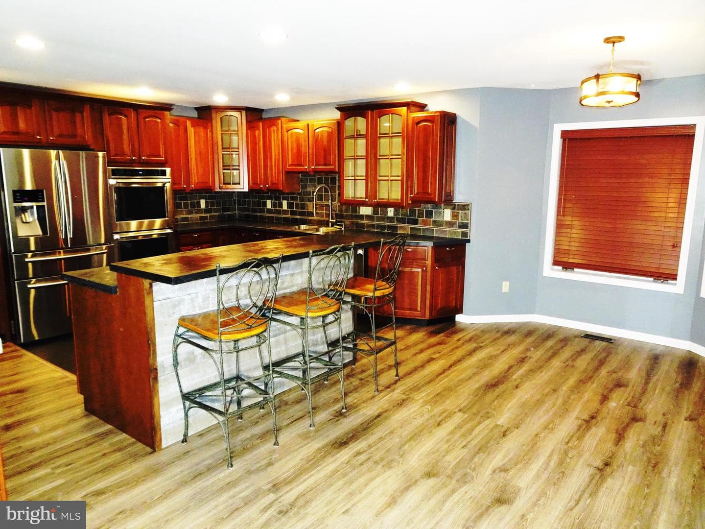 145 Summit Drive photo 12