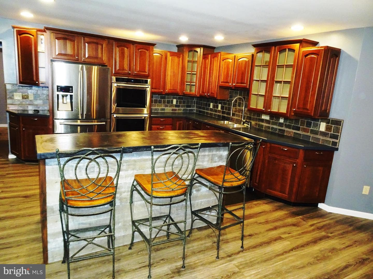 145 Summit Drive photo 14