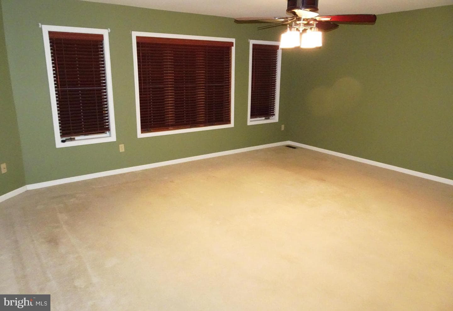 145 Summit Drive photo 20