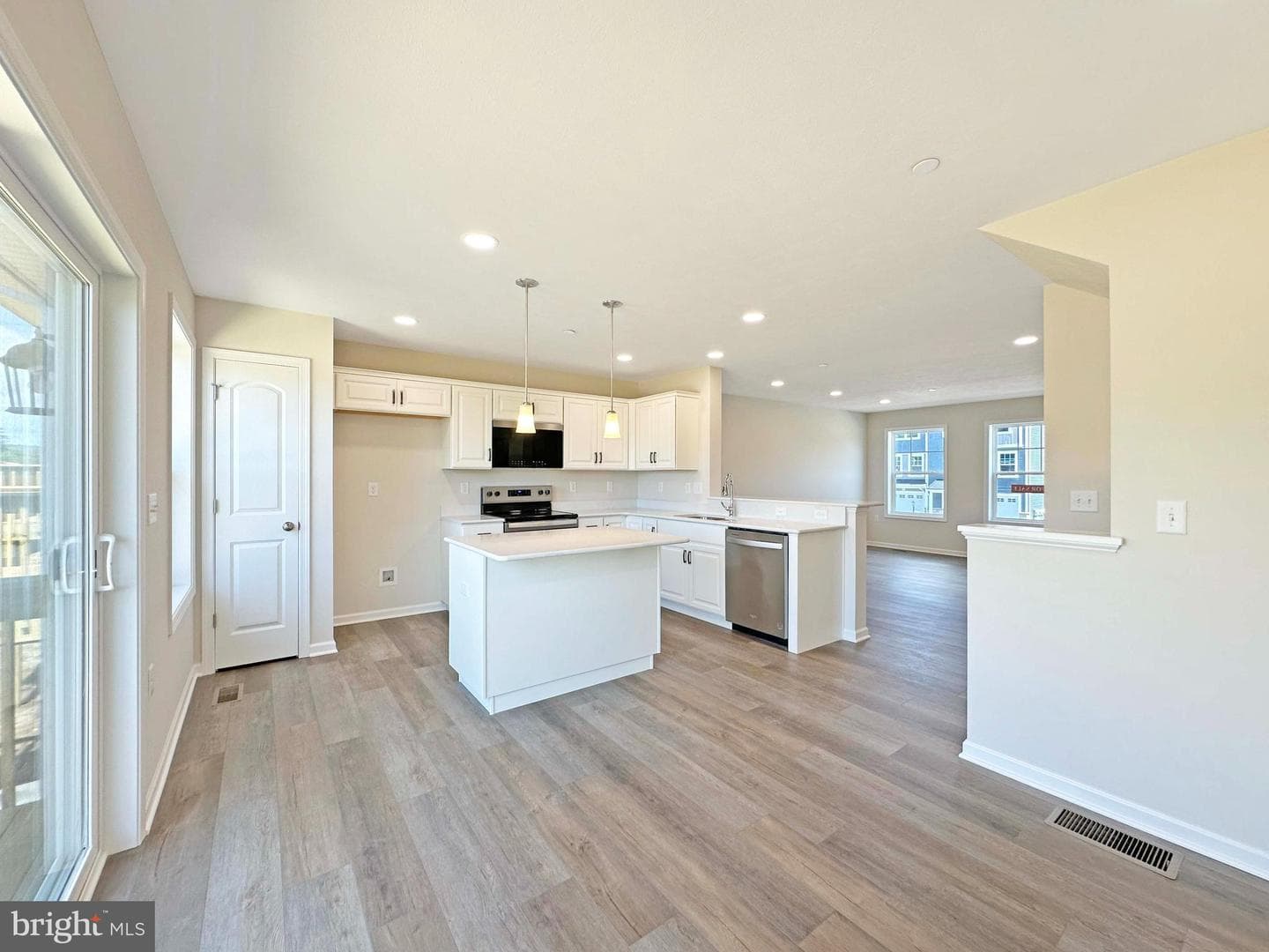 110 Dolomite Drive photo 10