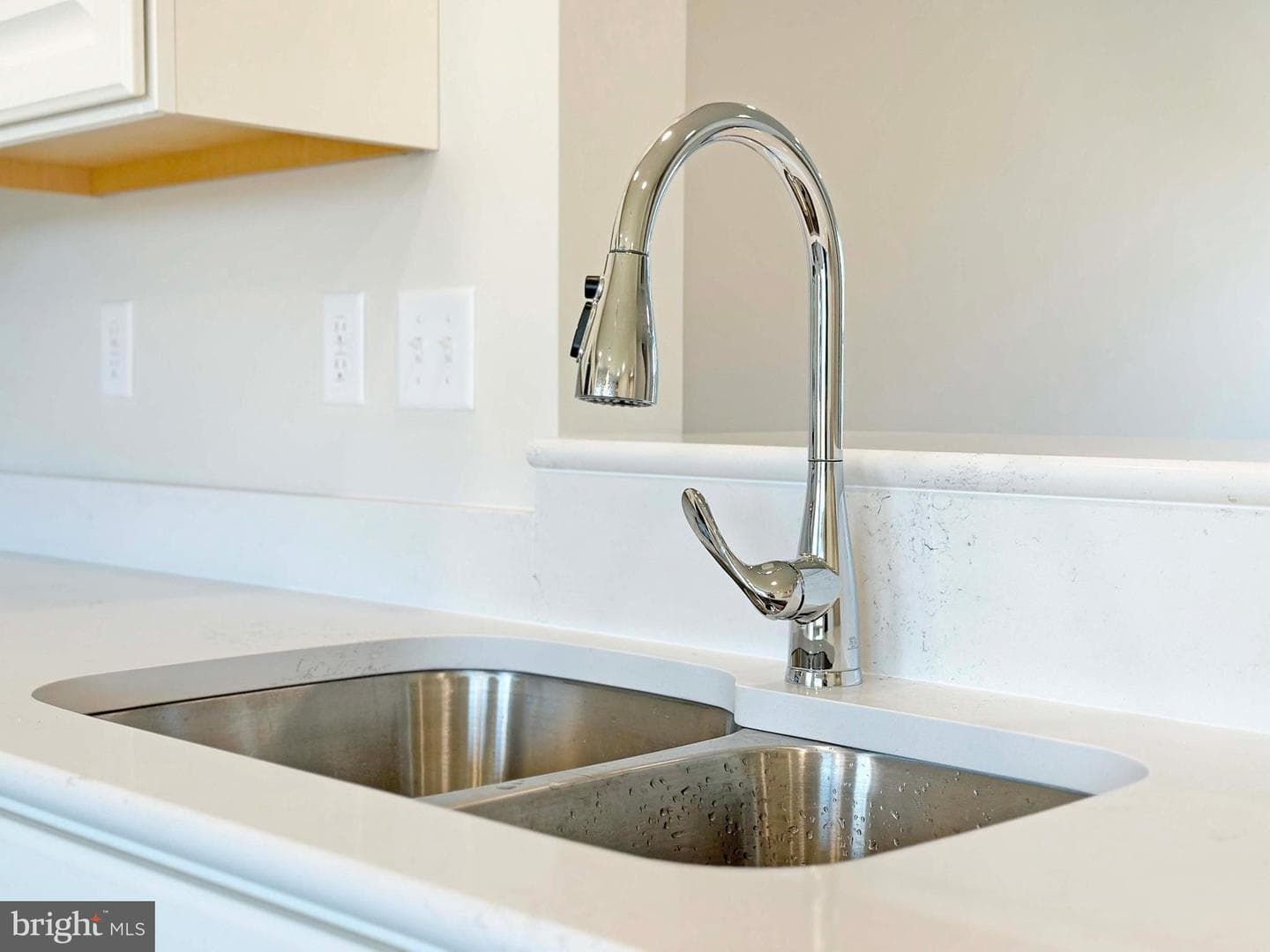 110 Dolomite Drive photo 8
