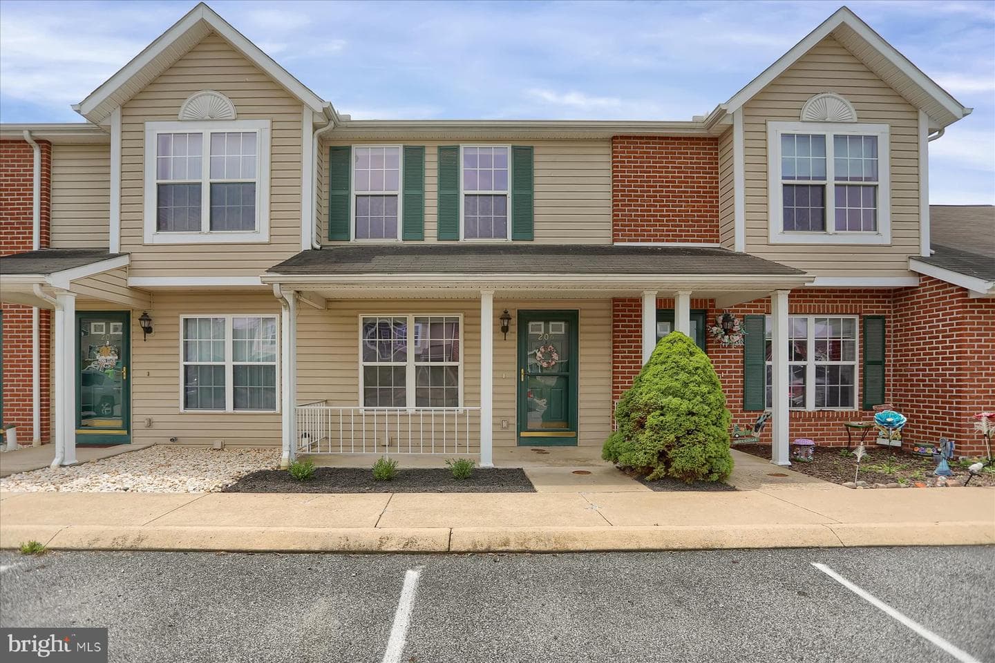 206 Fieldstone Lane photo 1