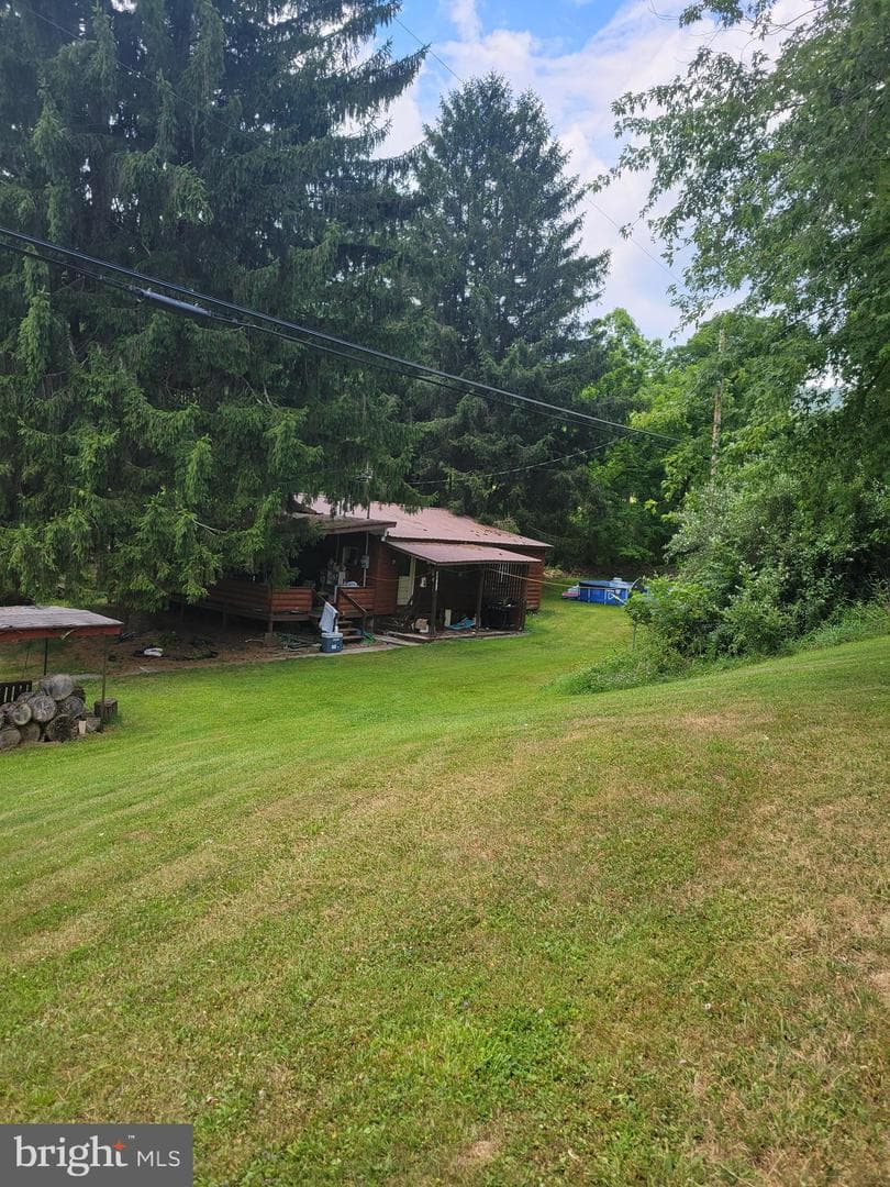 1997 Summit Hill Road photo 1