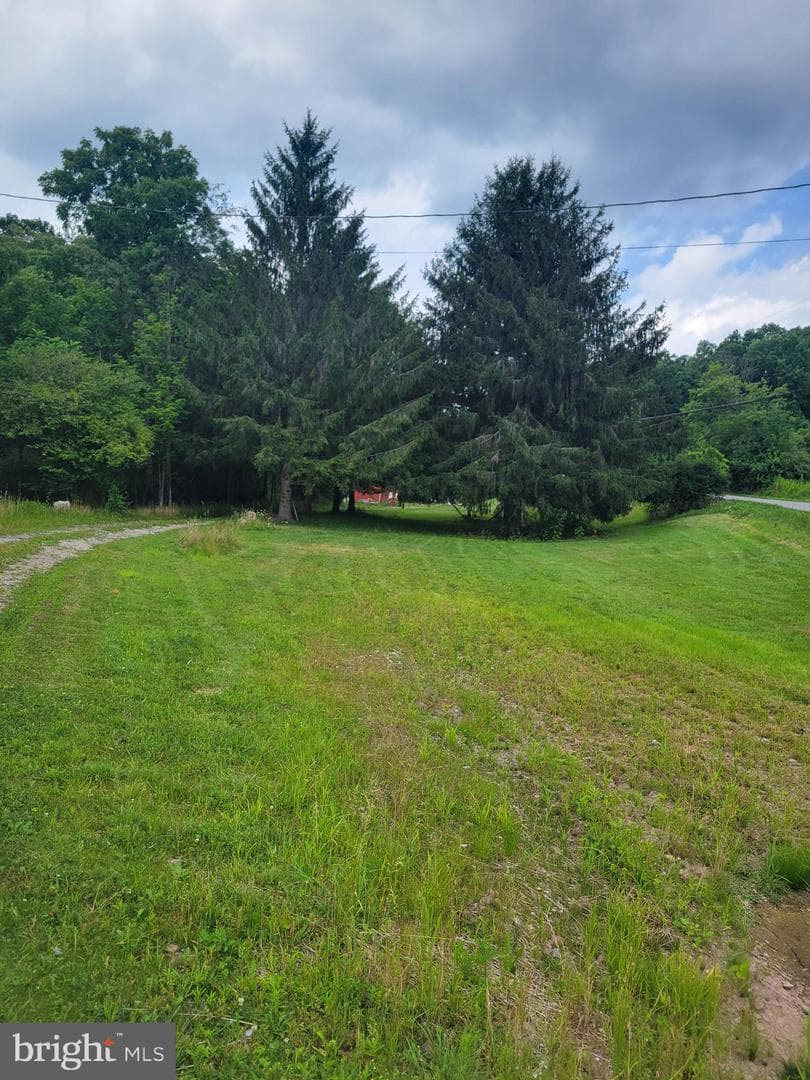 1997 Summit Hill Road photo 14