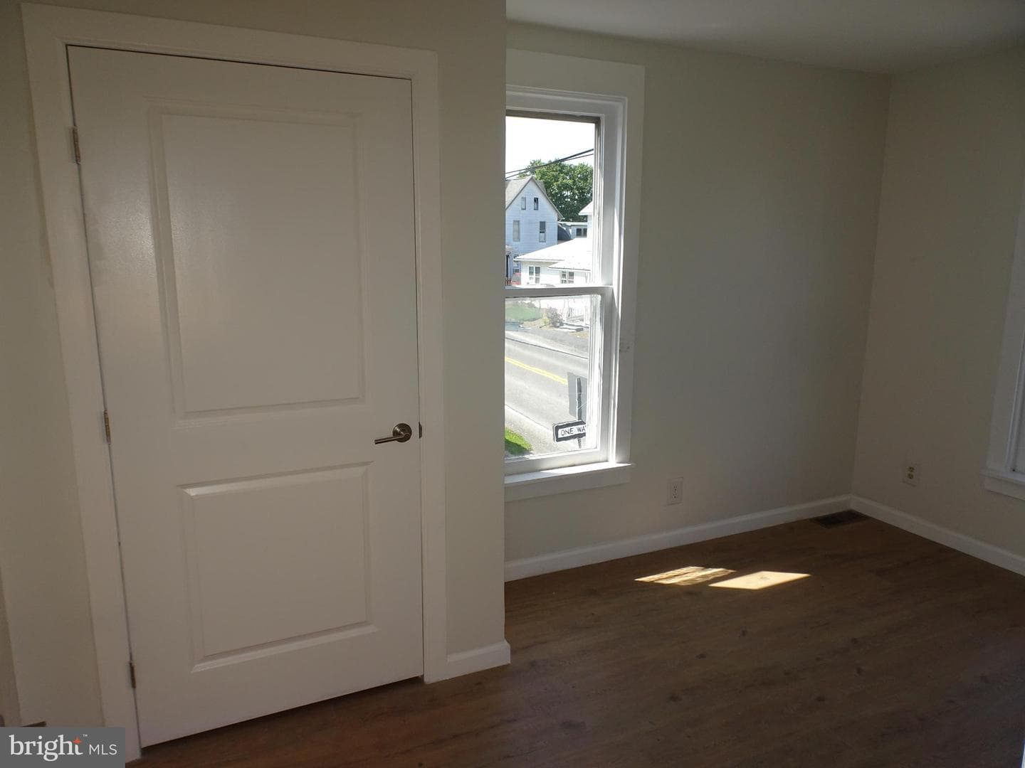 114 W Main Street photo 25