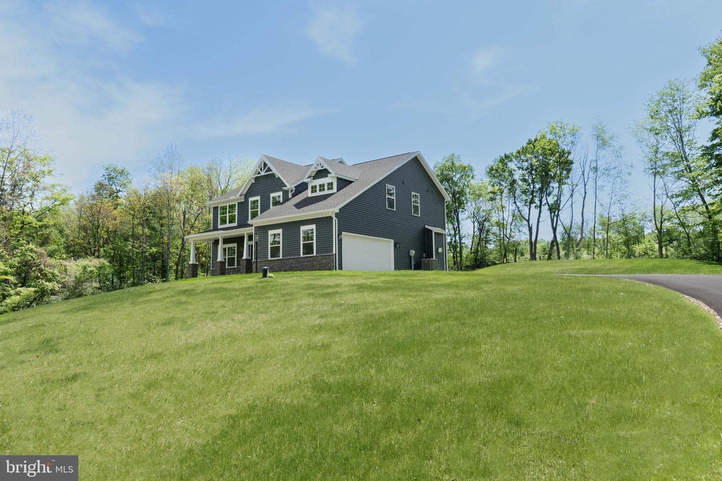 2431 Barns Lane photo 3